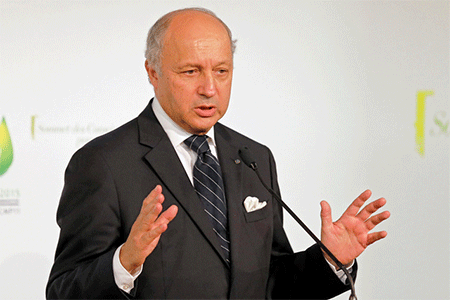 el ministro de Asuntos Exteriores de Francia, Laurent Fabius El jefe de la diplomacia francesa llega a Teherán en una visita oficial